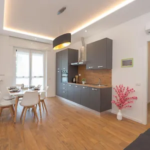 Vistallihouse , Bergamo Italia
